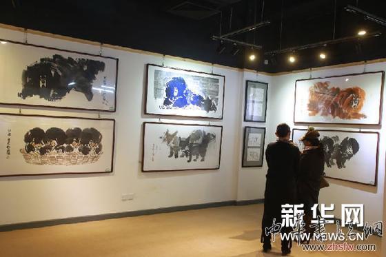 （晚報(bào)）（2）仇立權(quán)寫意精品畫展在北京開(kāi)幕