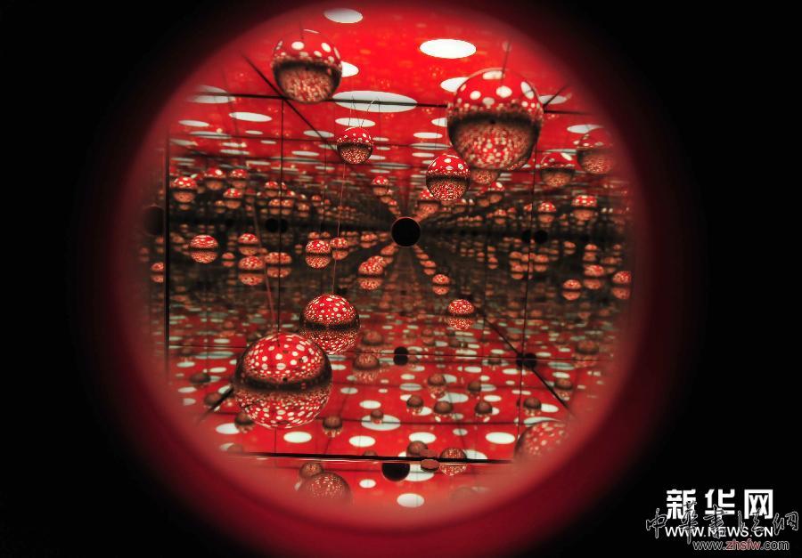 草間彌生《我的一個(gè)夢(mèng)》上海個(gè)展接近尾聲 圖 (晚報(bào))(2)草間彌生《我的一個(gè)夢(mèng)》上海個(gè)展接近尾聲