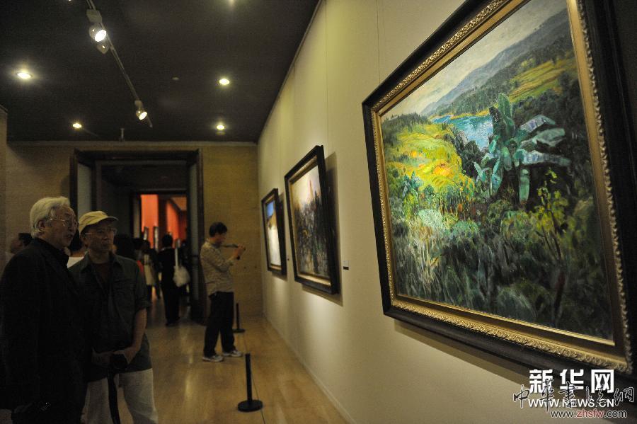 （晚報(bào)）（1）情凝厚土&mdash;&mdash;曹新林油畫(huà)展在京開(kāi)幕