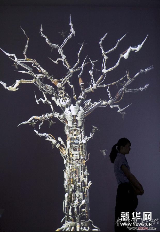 南京藝術(shù)學(xué)院舉辦畢業(yè)作品聯(lián)展 圖