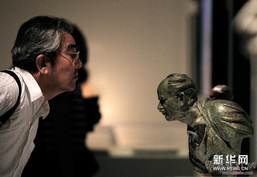 （晚報）（2）&ldquo;凝鑄的溫度&mdash;&mdash;中國第二代雕塑家司徒杰&rdquo;作品展在京舉行