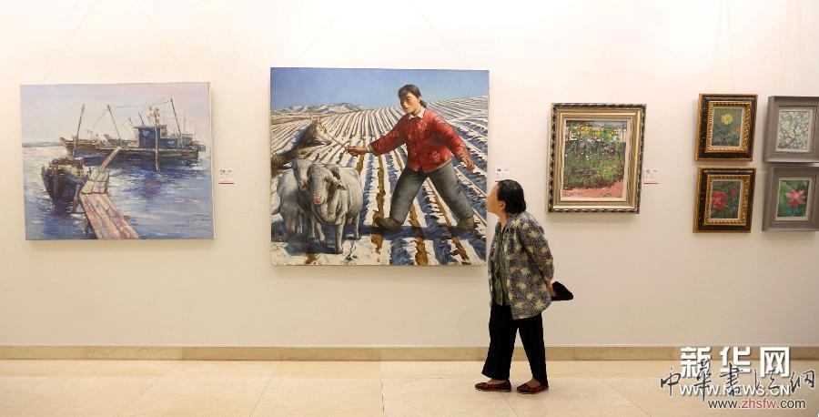 全國九城藝術(shù)聯(lián)展在沈陽展出 組圖 (晚報)(3)全國九城藝術(shù)聯(lián)展在沈陽展出