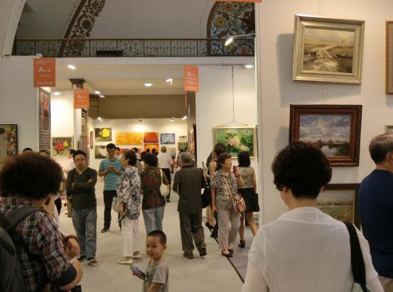 點擊瀏覽下一頁