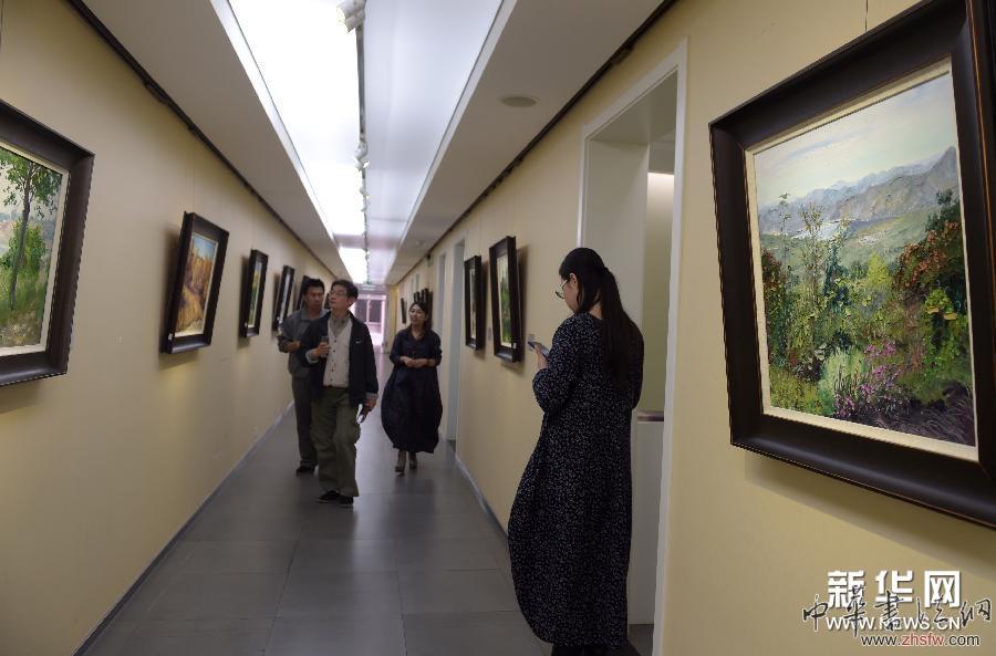 （晚報(bào)）（3）&ldquo;藝貫東西&middot;世紀(jì)臻粹&rdquo;當(dāng)代名家珍品展在京舉行