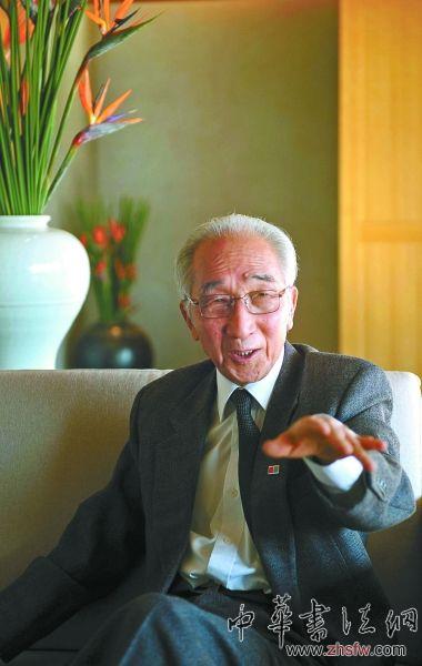 靳尚誼 大畫家轉(zhuǎn)身當(dāng)&ldquo;館長&rdquo; 中國的美術(shù)館最大問題是&ldquo;不專業(yè)&rdquo;