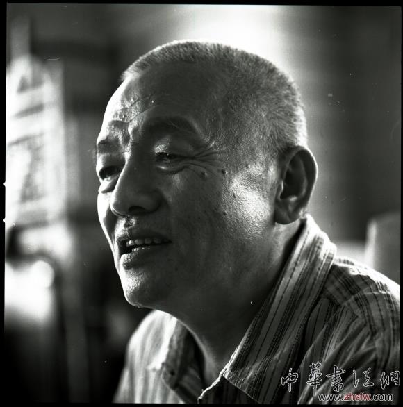 畫家朱新建逝世 曾設(shè)計(jì)