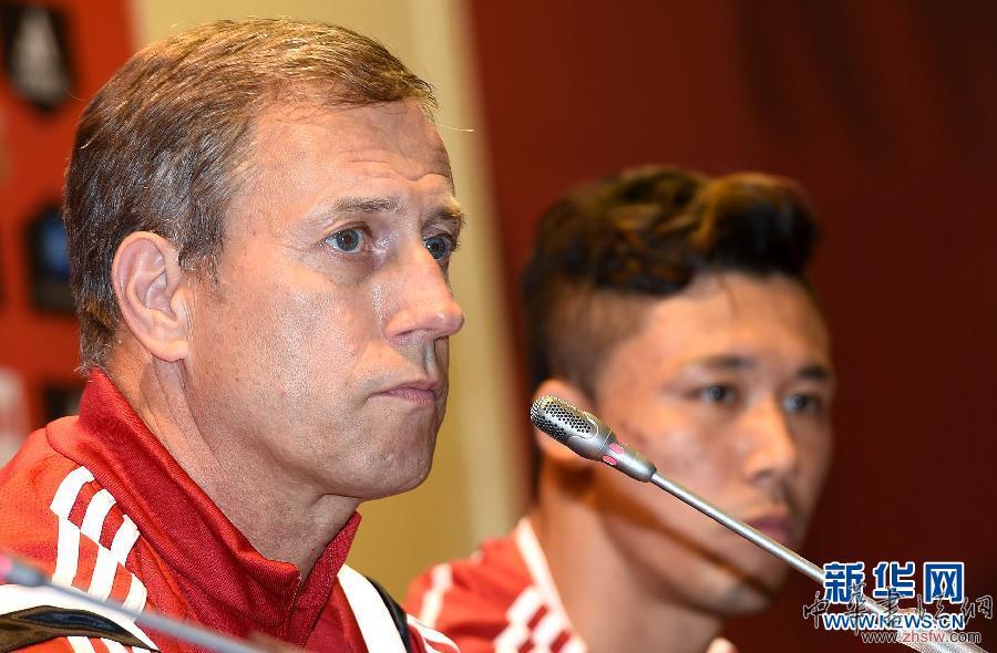 （體育）（5）足球&mdash;&mdash;男足&ldquo;佩家軍&rdquo;明晚首秀