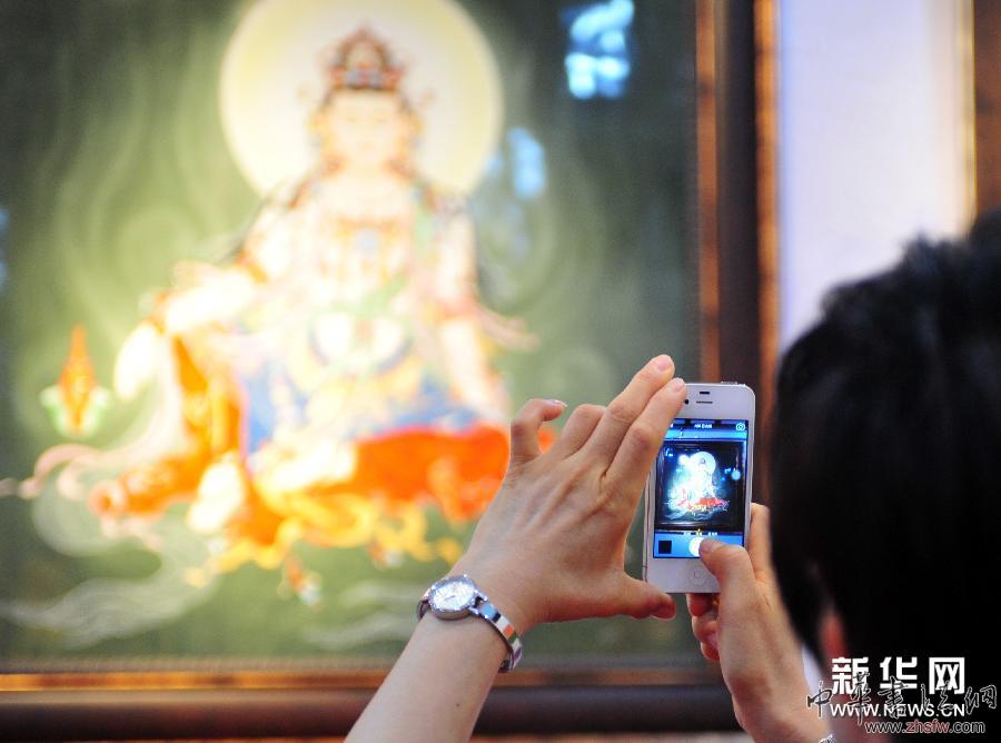 （社會(huì)）（3）300余件當(dāng)代工藝瓷器精品亮相津門