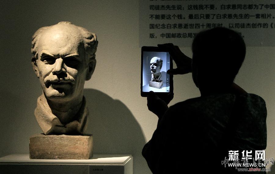 （晚報(bào)）（1）&ldquo;凝鑄的溫度&mdash;&mdash;中國(guó)第二代雕塑家司徒杰&rdquo;作品展在京舉行