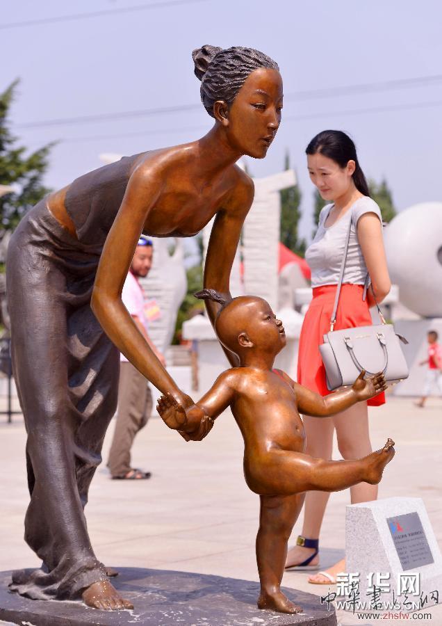 #（社會(huì)）（3）中國&middot;青島國際雕塑藝術(shù)節(jié)在山東即墨舉行