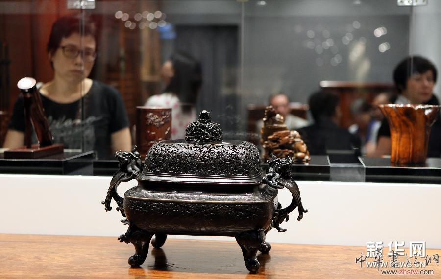 6500件總值逾28億港元的藝術珍品匯聚香港第十屆“典亞藝博” 組圖 (晚報)(5)6500件總值逾28億港元的藝術珍品匯聚香港第十屆“典亞藝博”