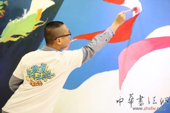 時(shí)尚賣場(chǎng)變藝術(shù)畫室 美院學(xué)生 時(shí)尚賣場(chǎng)變藝術(shù)畫室 美院學(xué)生