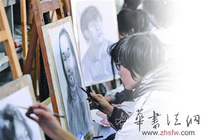 藝考心酸淚:美術生一天畫15小時