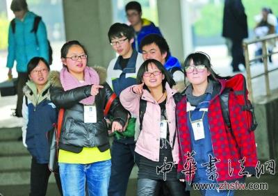 藝考與文化課博弈 “保過班”一年4萬不靠譜