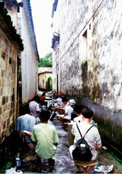 應(yīng)試美育究竟繁榮了什么？