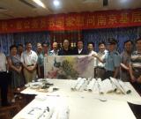 江蘇省公務(wù)員書法家協(xié)會中秋書畫慰問南京10萬保安