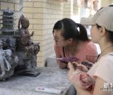 畢業(yè)作品展上的草原風(fēng)情 組圖