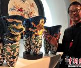 臺灣“尊榮祥龍瓷瓶”等法藍瓷亮相石家莊 圖