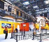 世界最大恐龍骨架亮相自然博物館 圖