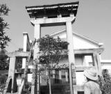 湖南瀏陽(yáng)發(fā)現(xiàn)一座清代御賜貞節(jié)牌坊