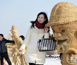 天津七里海冰雪稻草人節(jié)開幕