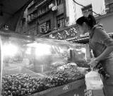 統(tǒng)考在即 學(xué)生每天畫畫十多個(gè)小時(shí)