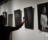 “鏡像人生”郝遠(yuǎn)征肖像攝影作品展在京舉行