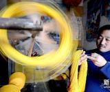 河南夏邑：“中國風(fēng)”手工藝品加工富村民