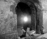 高陵考古隊(duì)正篩選墓內(nèi)骨塊復(fù)原曹操面目