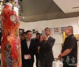 “新加坡設(shè)計50年回顧展”開幕 圖