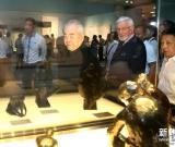 《守成與騰飛——卡爾多雕塑與范曾繪畫聯(lián)展》在京開幕 圖