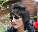 滾石吉他手經(jīng)營畫廊虧損50萬英鎊