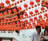 馬來(lái)西亞：紅紅的燈籠迎春節(jié)