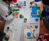 無錫青少年手繪書袋倡導(dǎo)讀書日 圖