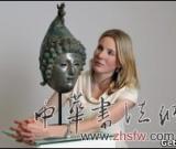 英國(guó)“尋寶獵人”發(fā)現(xiàn)珍稀古羅馬銅質(zhì)頭盔